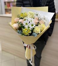 Букет цветов из:  Альстромерии, Розы и Хризантемы в Павлодольской